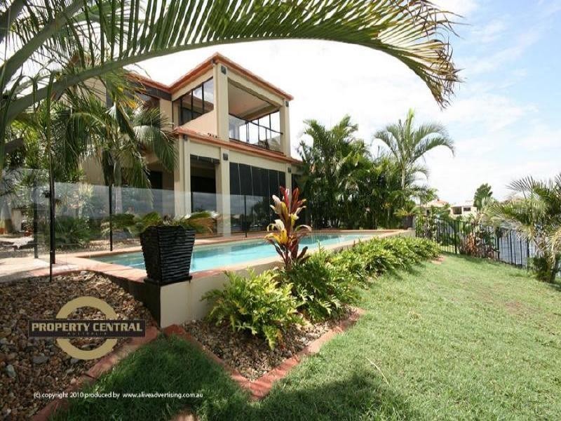 16 Saltair Gr, Monterey Keys QLD 4212