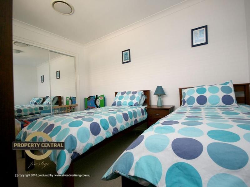 16 Saltair Gr, Monterey Keys QLD 4212