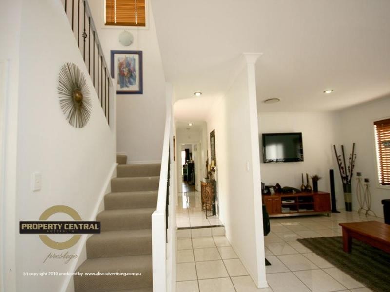 16 Saltair Gr, Monterey Keys QLD 4212