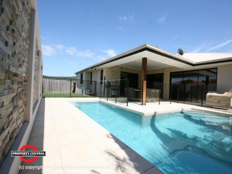 Pacific Pines QLD 4211