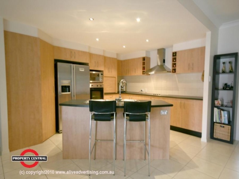 Pacific Pines QLD 4211