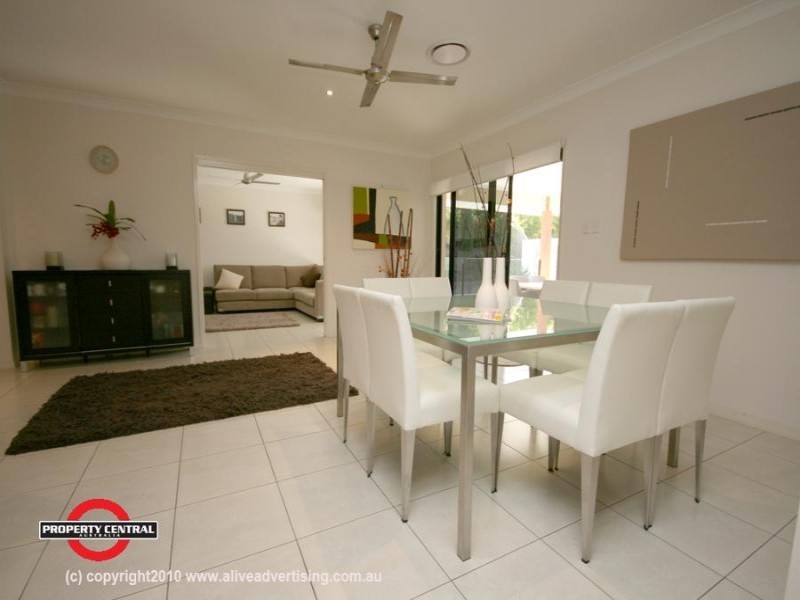 Pacific Pines QLD 4211