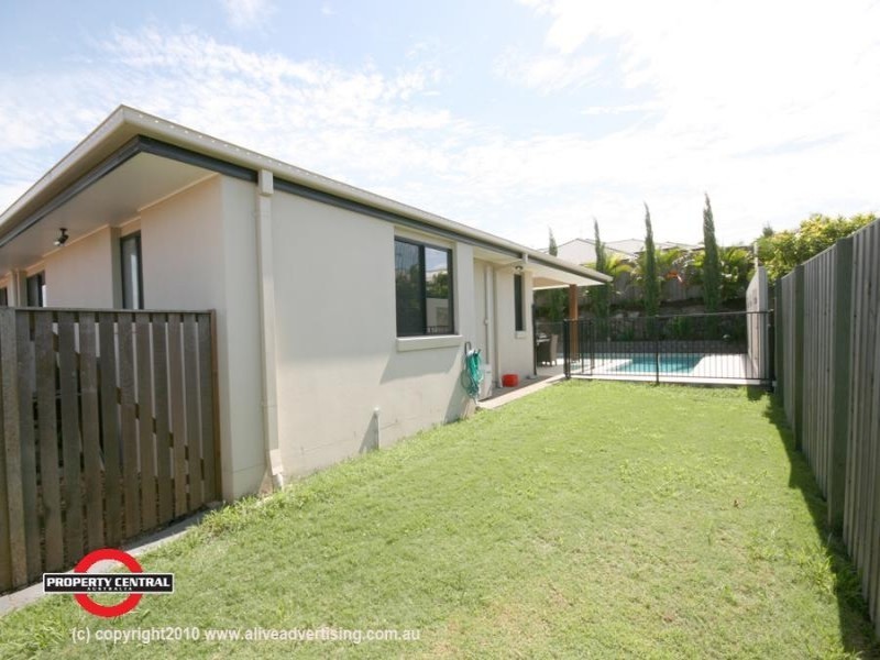 Pacific Pines QLD 4211