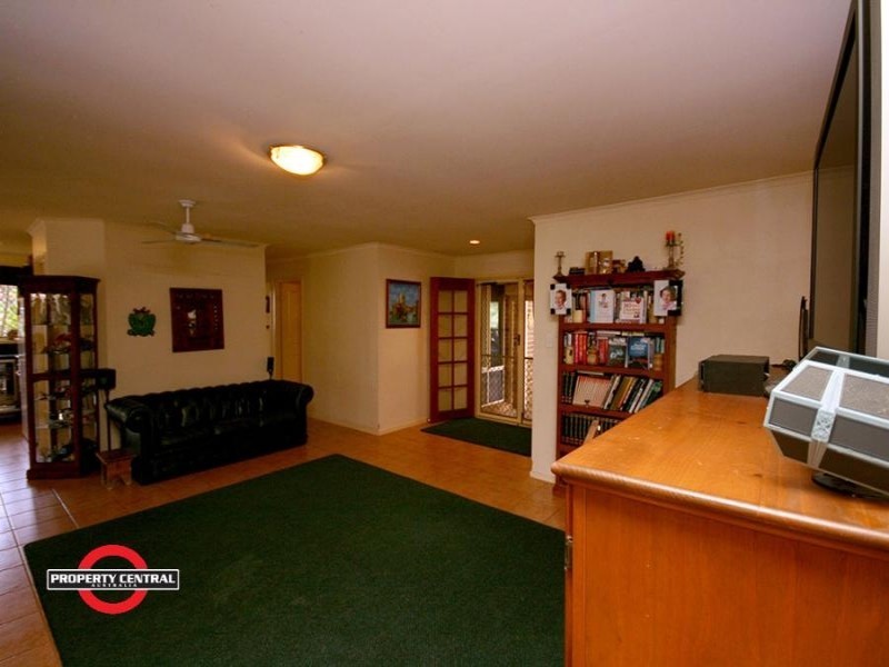 2 Bonin Close, Pacific Pines QLD 4211