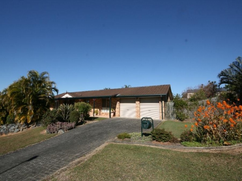 2 Pambula Ct, Helensvale QLD 4212