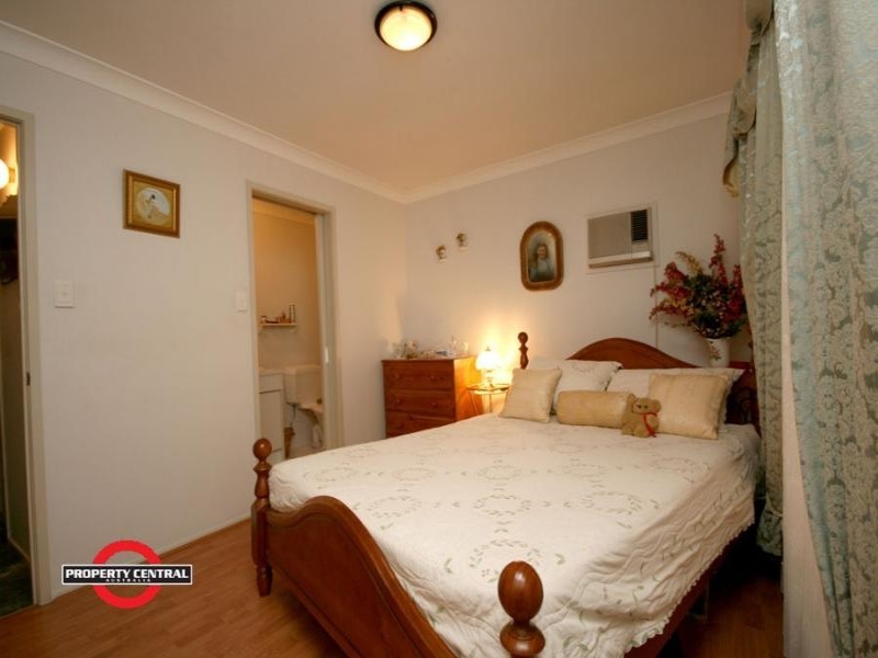 2 Pambula Ct, Helensvale QLD 4212