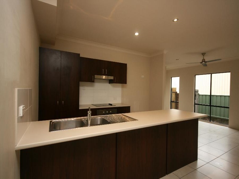 4/44 Careel Close, Helensvale QLD 4212