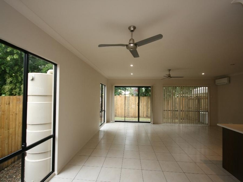 4/44 Careel Close, Helensvale QLD 4212