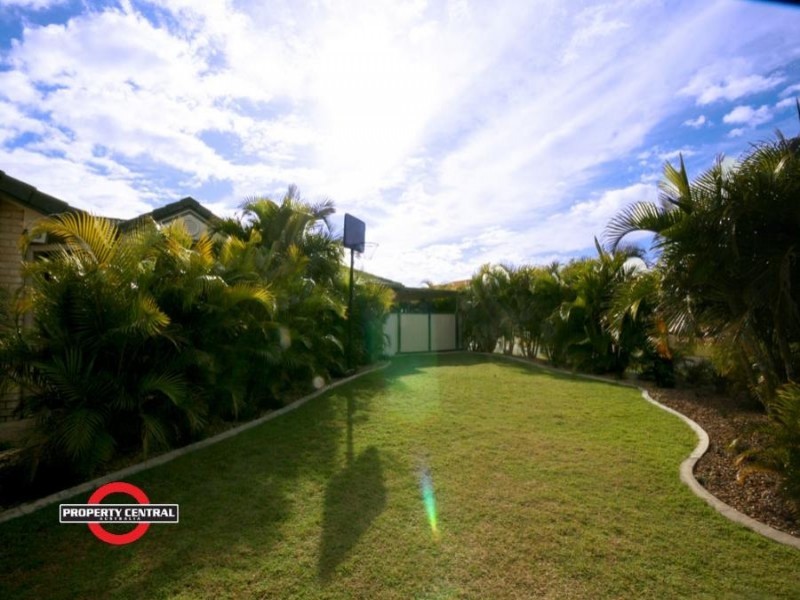 6 Grande Entrance, Monterey Keys QLD 4212