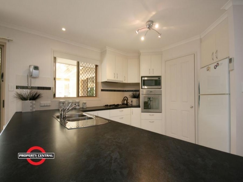 6 Grande Entrance, Monterey Keys QLD 4212