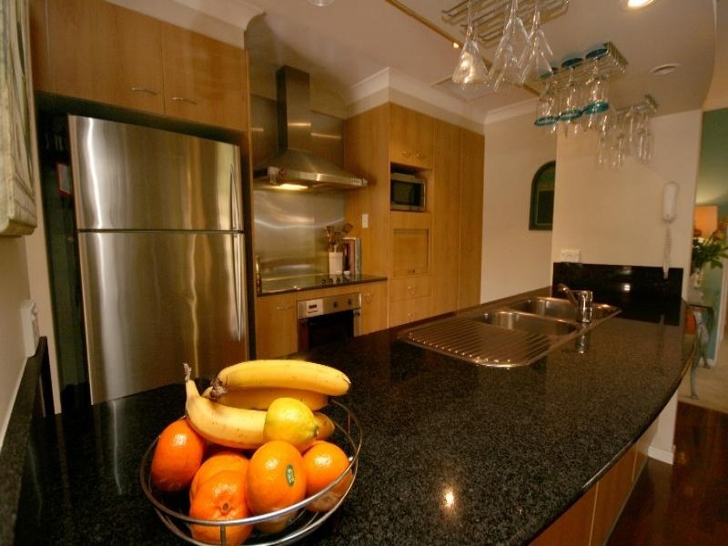 Carrara QLD 4211