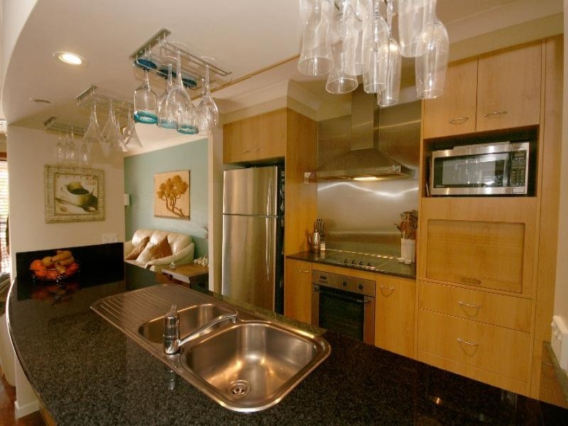 Carrara QLD 4211