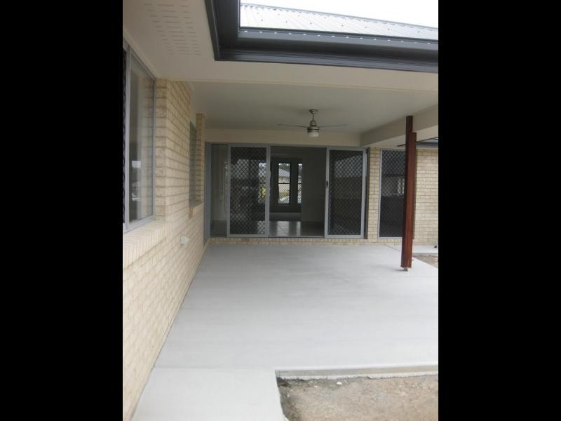 17 Rolland Pde, Warner QLD 4500