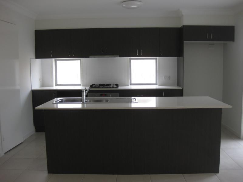 17 Rolland Pde, Warner QLD 4500