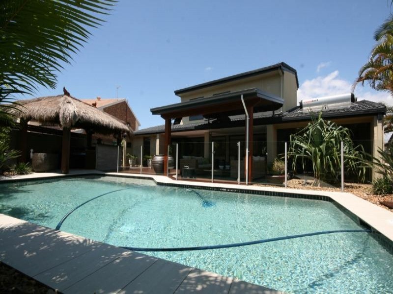 45 Wild Duck Drive, Mermaid Waters QLD 4218