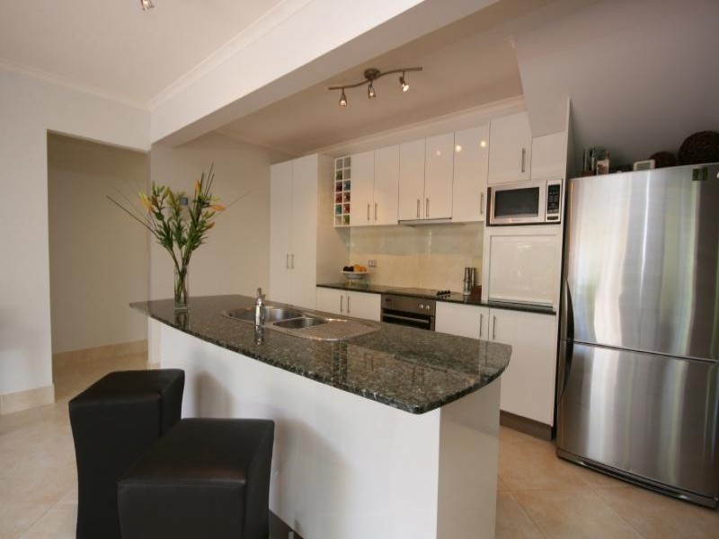 45 Wild Duck Drive, Mermaid Waters QLD 4218