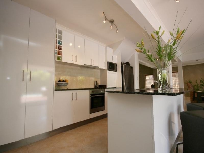 45 Wild Duck Drive, Mermaid Waters QLD 4218