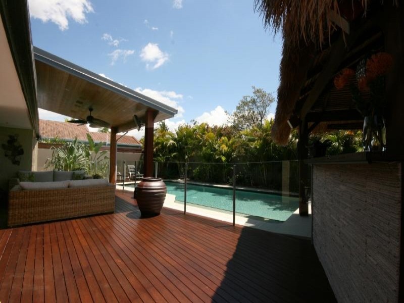 45 Wild Duck Drive, Mermaid Waters QLD 4218