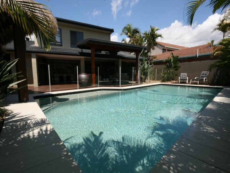45 Wild Duck Drive, Mermaid Waters QLD 4218