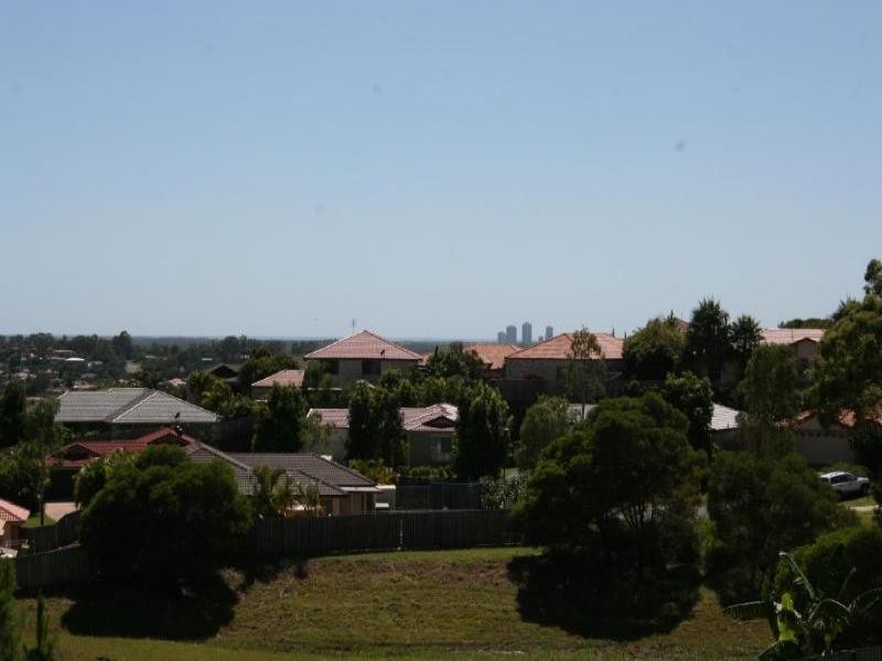 52 Codrington Circuit, Pacific Pines QLD 4211