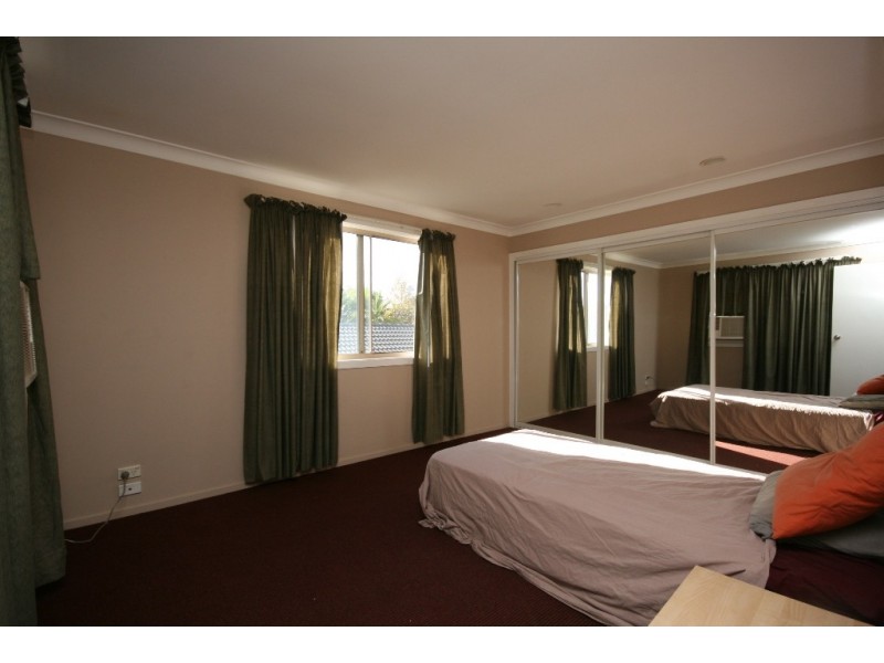 76B Hickey Way, Carrara QLD 4211