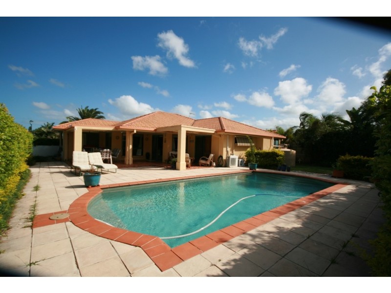 34 Glenwater Cres, Helensvale QLD 4212