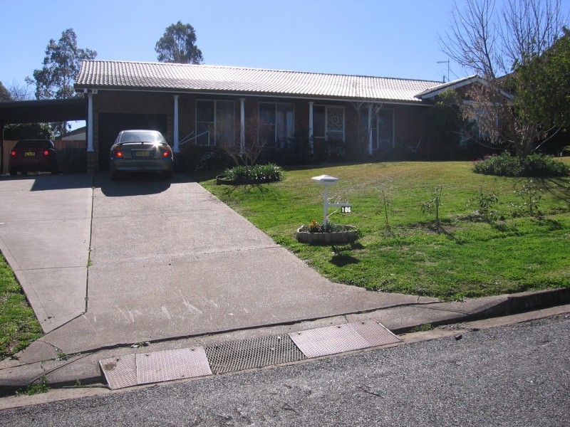 106 St Andrews Street, Aberdeen NSW 2336