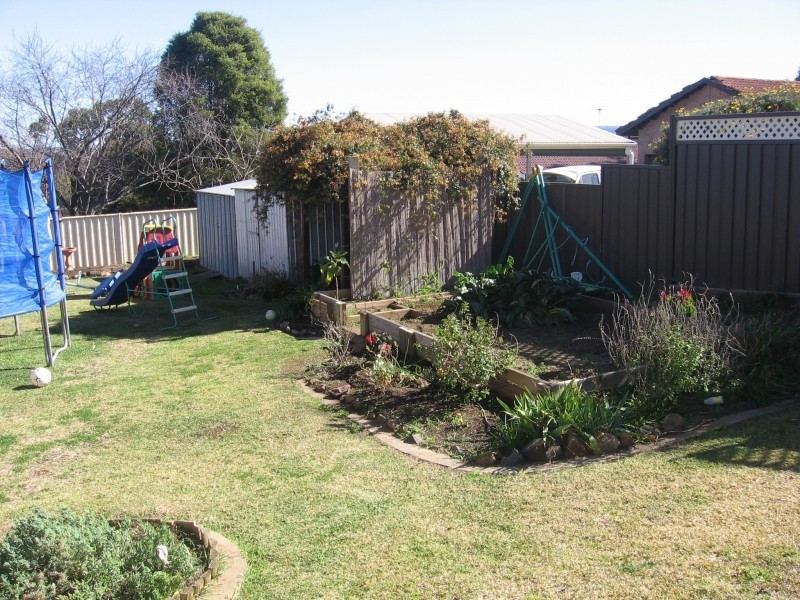 106 St Andrews Street, Aberdeen NSW 2336