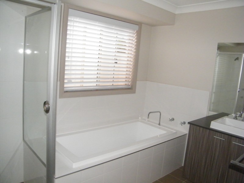 3 Kennedy Place, Aberdeen NSW 2336