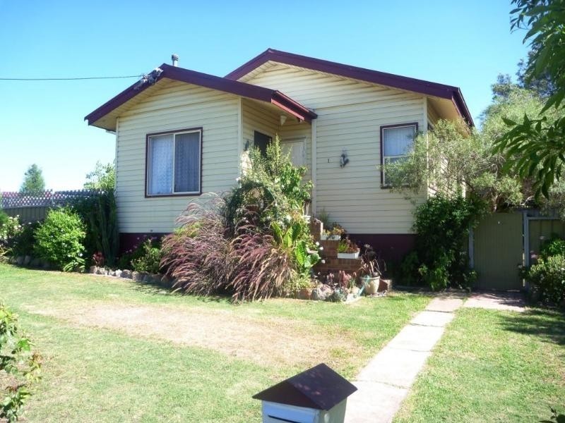 1 Parkinson Avenue, Muswellbrook NSW 2333