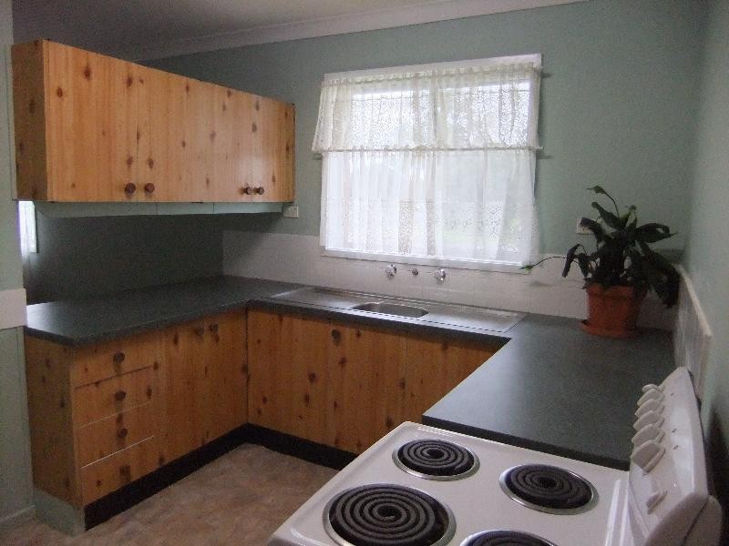 1 & 2/79 Lower Hill Street, Muswellbrook NSW 2333