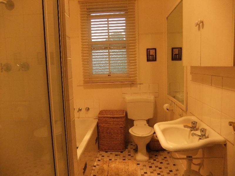 34 Perth Street, Aberdeen NSW 2336