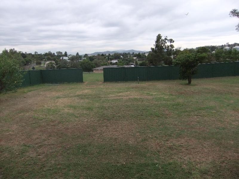 34 Perth Street, Aberdeen NSW 2336