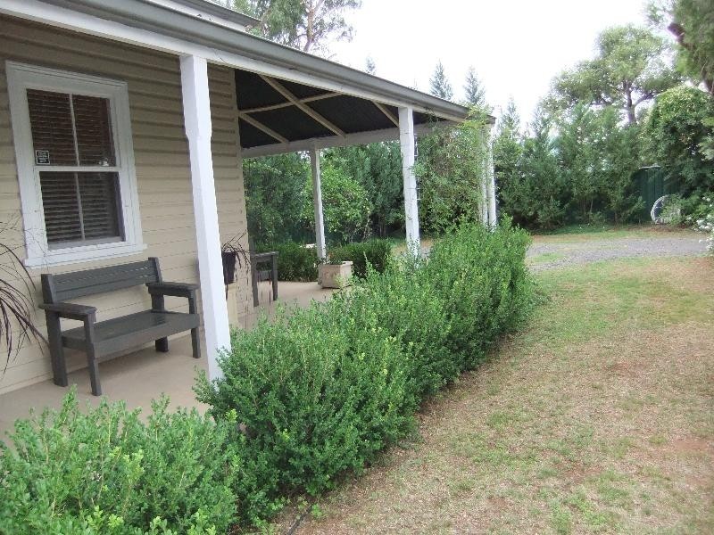 34 Perth Street, Aberdeen NSW 2336