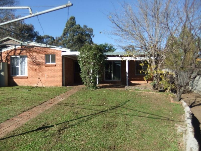 3 Cypress Place, Muswellbrook NSW 2333