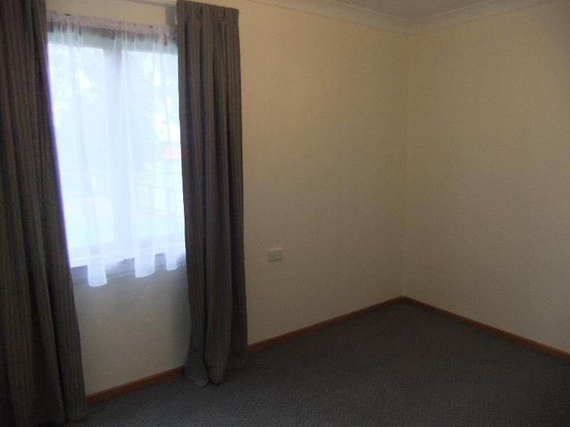 13 Tobruk Avenue, Muswellbrook NSW 2333