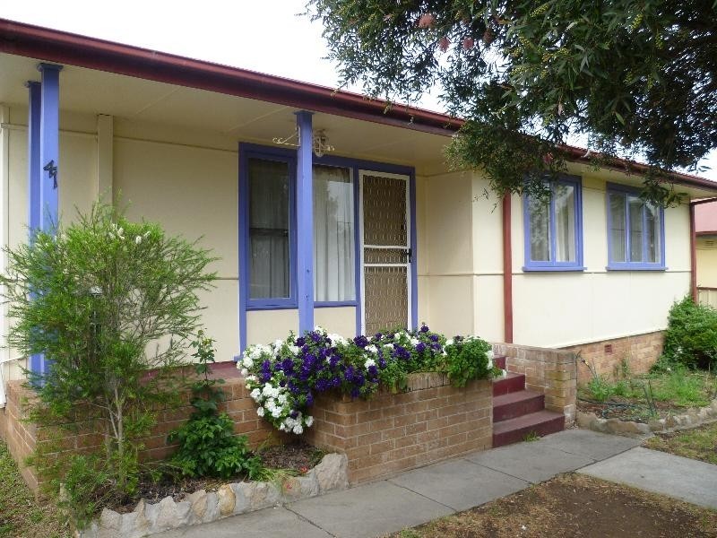 41 Skellatar Street, Muswellbrook NSW 2333