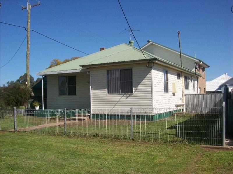 42 Ford Street, Muswellbrook NSW 2333
