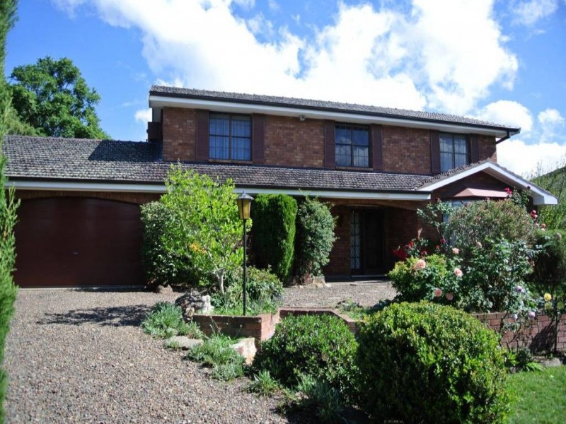 27 Shaw Crescent, Muswellbrook NSW 2333