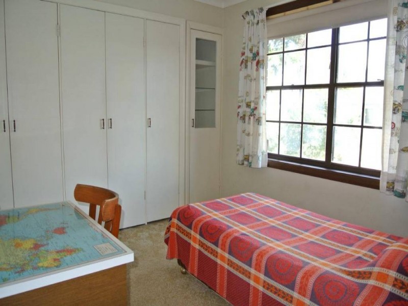 27 Shaw Crescent, Muswellbrook NSW 2333