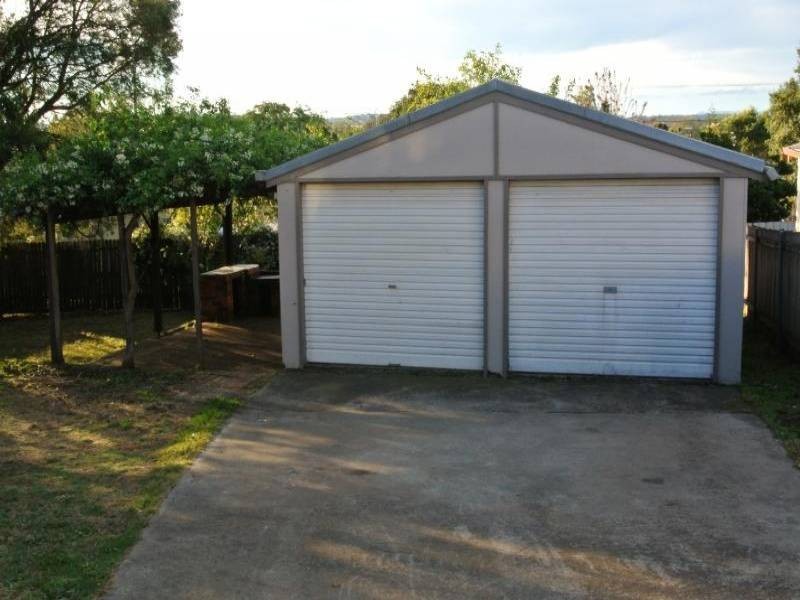 6 Tarakan Avenue, Muswellbrook NSW 2333