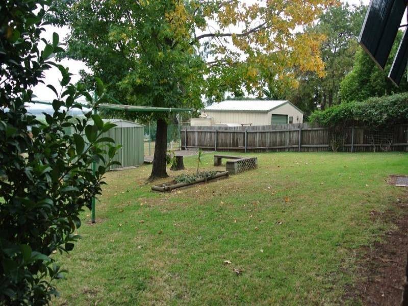 20 Cousins Street, Muswellbrook NSW 2333