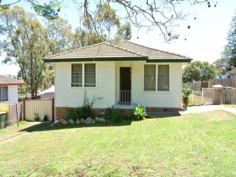 36 Anzac Parade, Muswellbrook NSW 2333