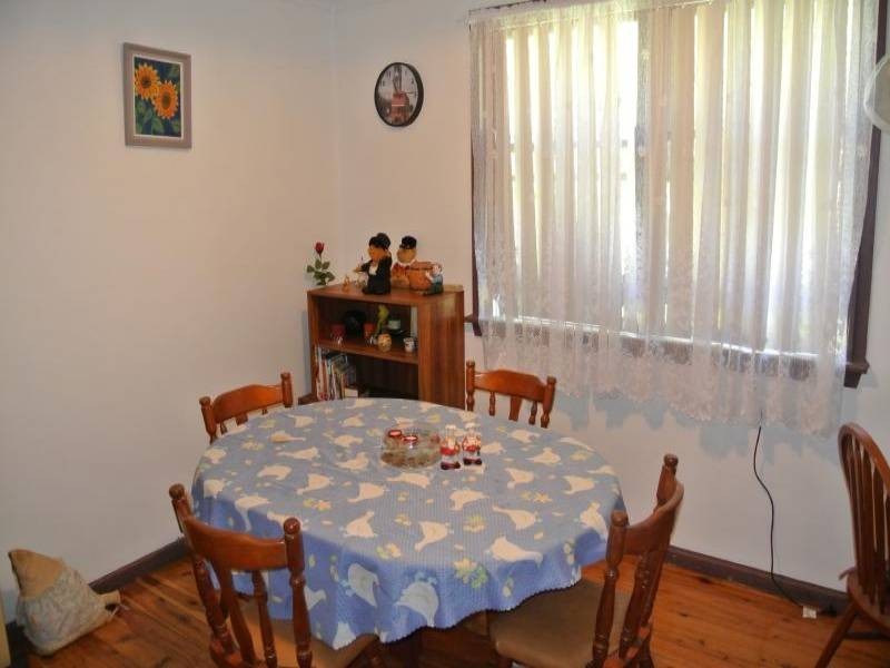 36 Anzac Parade, Muswellbrook NSW 2333