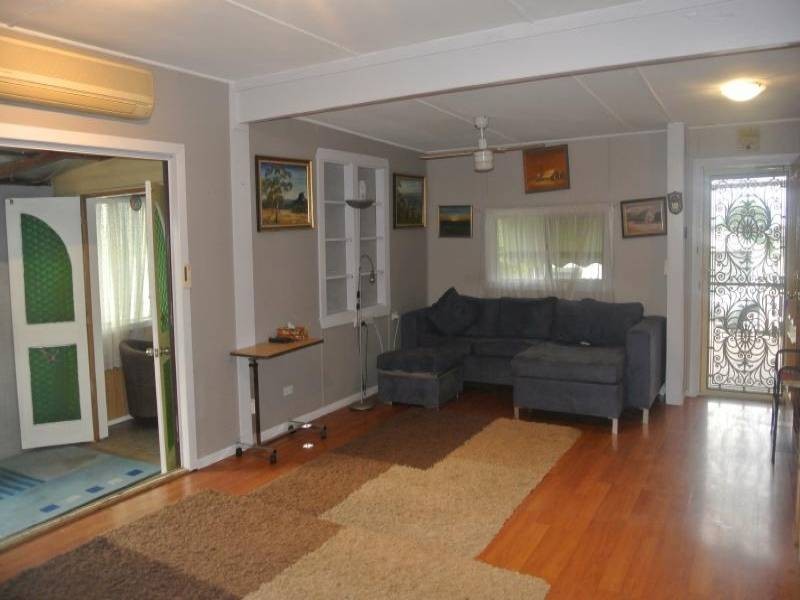 11-13 Upper Campbell Street, Aberdeen NSW 2336