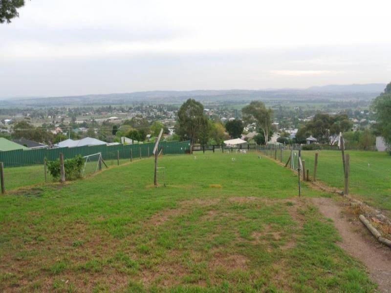 11-13 Upper Campbell Street, Aberdeen NSW 2336