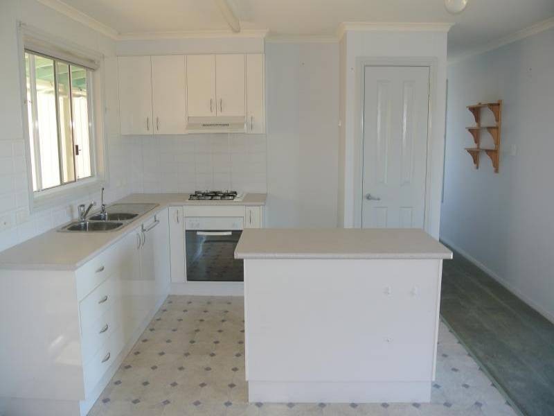 11-13 Upper Campbell Street, Aberdeen NSW 2336