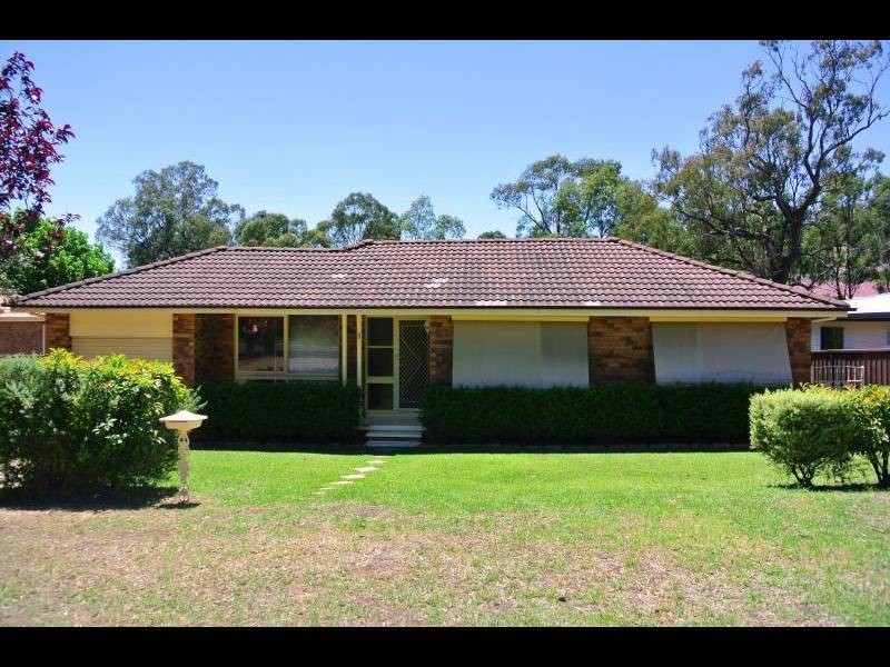 76 Calgaroo Avenue, Muswellbrook NSW 2333