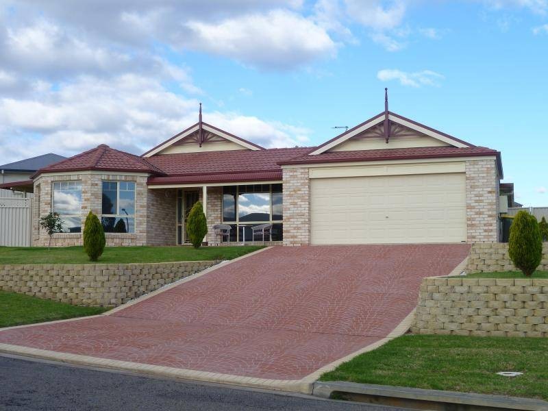 1 Plashett Close, Muswellbrook NSW 2333