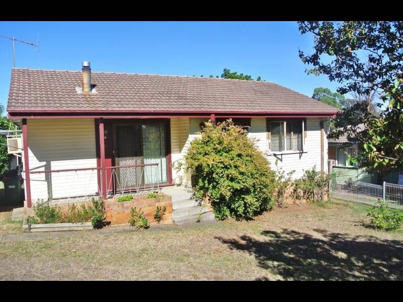 19 Tobruk Avenue, Muswellbrook NSW 2333